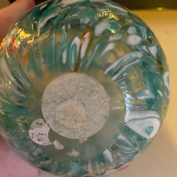 💥Donated💥Glass Paper Weight - Picture 5 of 5